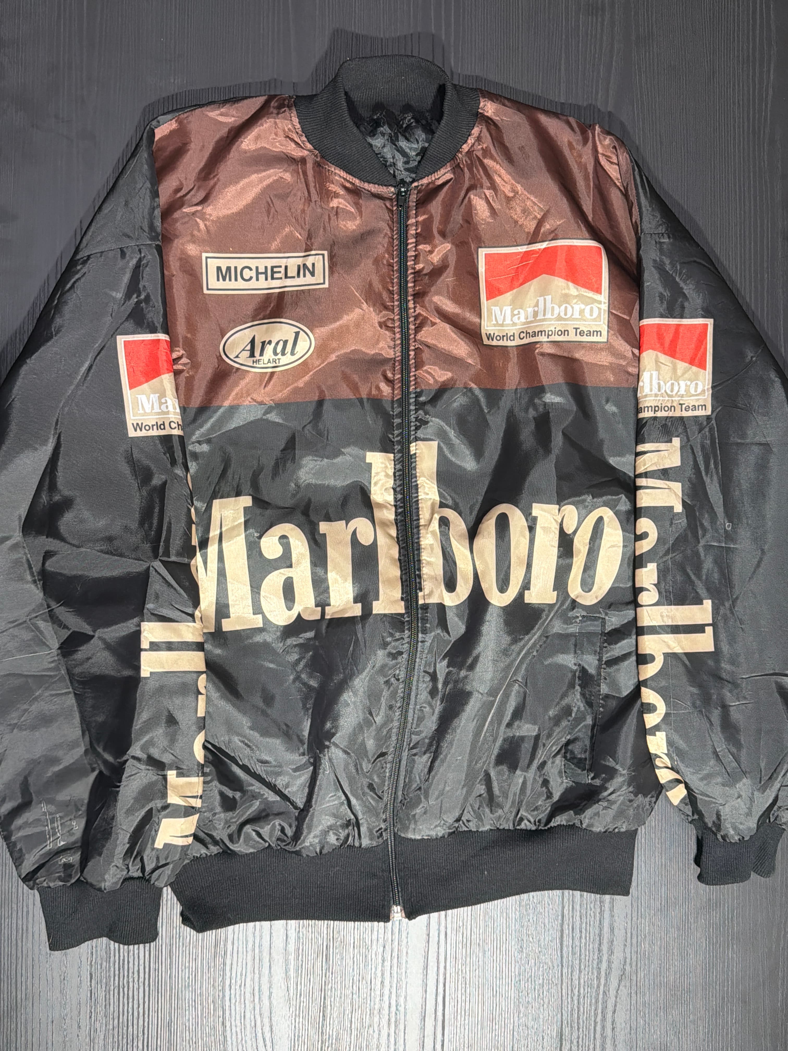 Marlboro jacket visual rompevientos boxy fit